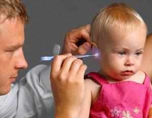 проверка слуха у детей на аппарате
