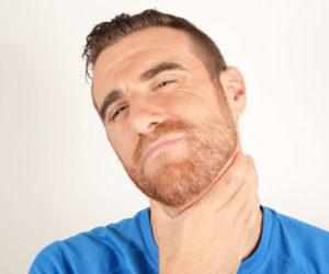 Что делать если душит щитовидка