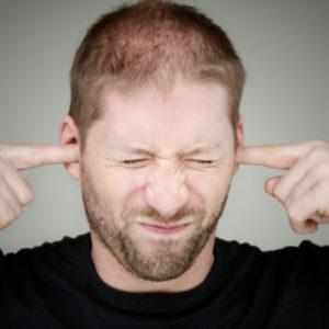 заложенность уха и шум в ухе