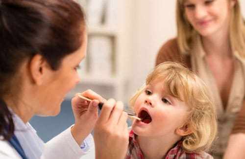 грибок в горле у ребенка лечение